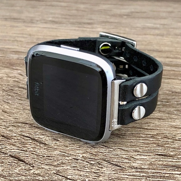 Black Double Strap Versa Lite Leather Bracelet main image 4